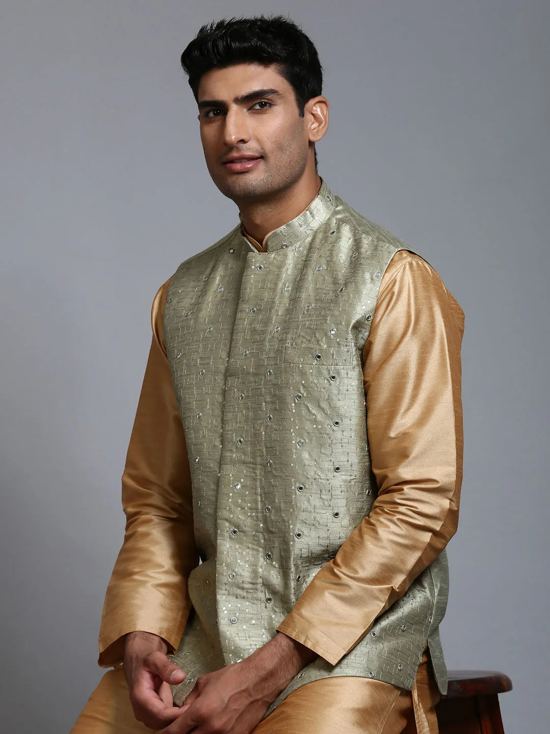 VASTRAMAY Men's Mehndi Green Mirror Jacket Kurta