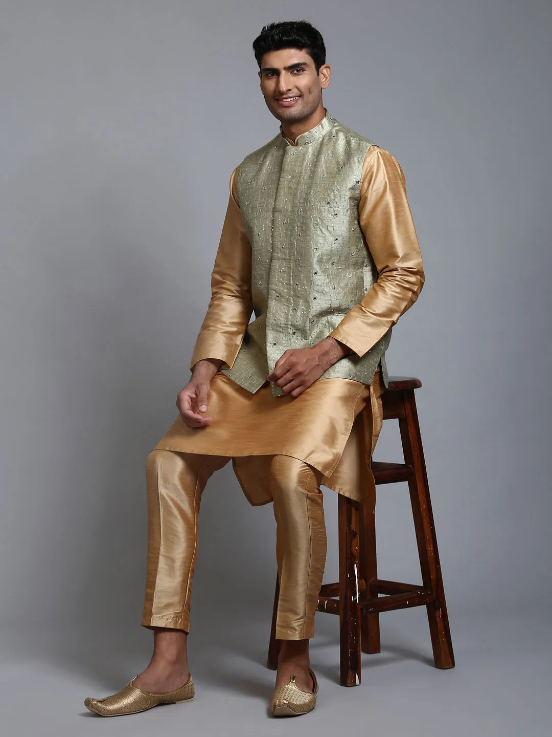 VASTRAMAY Men's Mehndi Green Mirror Jacket Kurta